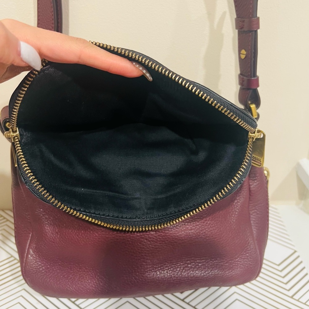 Fossil Set Of Bag + Wallet - image 3